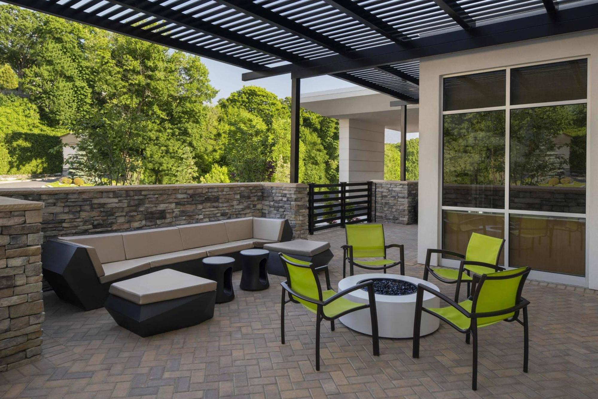 Springhill Suites By Marriott Tuckahoe  Экстерьер фото